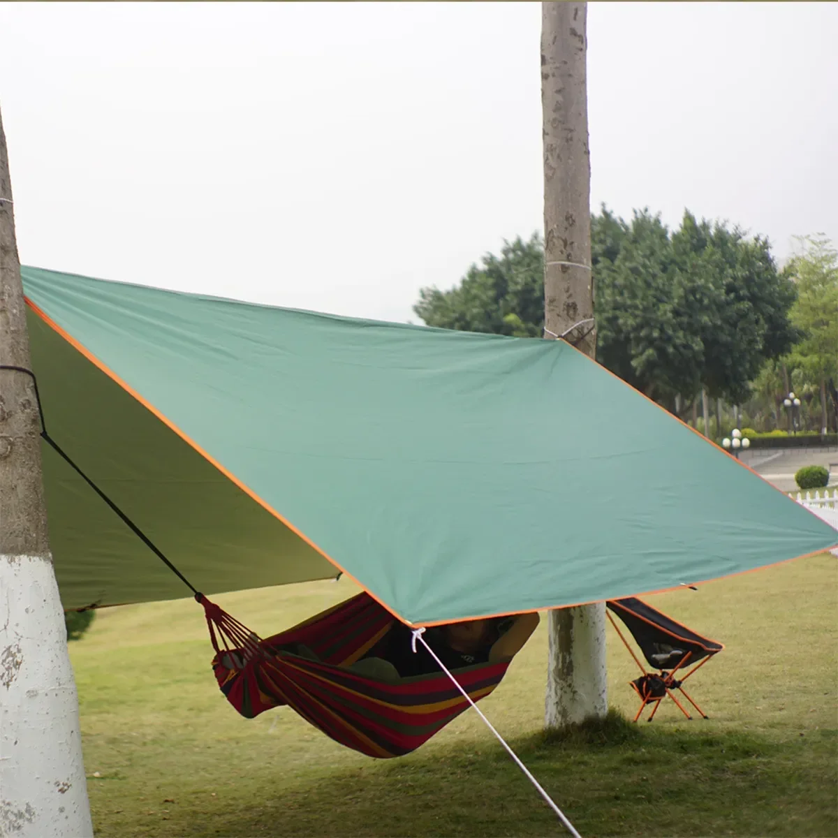 ผ้าใบกันน้ำสำหรับตั้งแคมป์ เต็ - Hammock Rain Tarp บทวิจารณ์และราคา