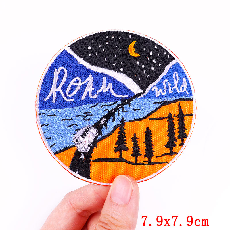แผ่นผ้าปักลายสำหรับเดินทางกลาง - Outdoor Adventure And Travel บทวิจารณ์และราคา