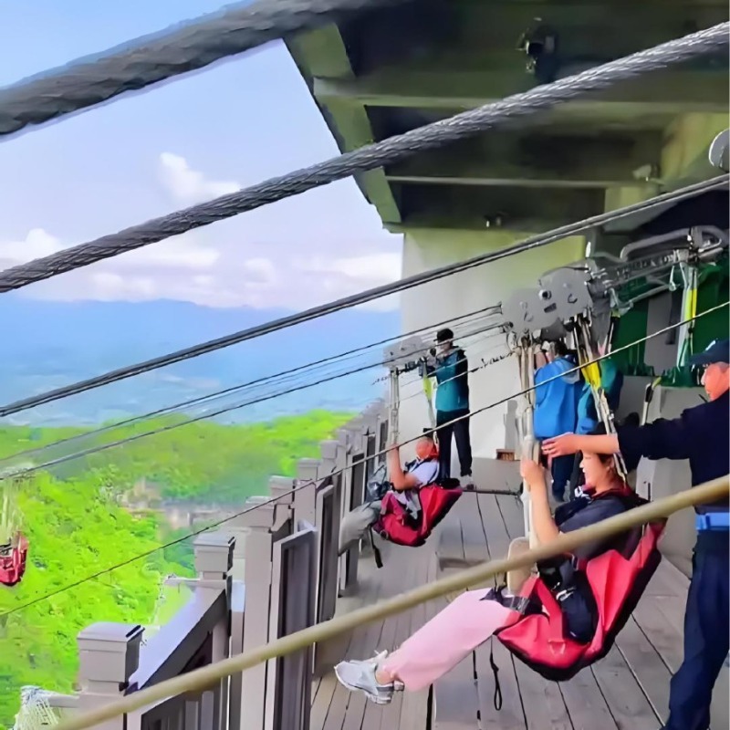 อุปกรณ์ซิปไลน์สำหรับที่สูง อุป - Outdoor Adventure Ziplines & Waterfall บทวิจารณ์และราคา